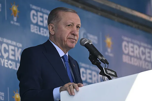 baskan-erdoganin-siradaki-duraklari-sirnak-ve-mardin-erdogandan-sirnakta-tarihi-mesajlar-sinsi-oyunlarini-bozd-1710333828311.jpeg Başkan Erdoğan'dan Şırnak ve Mardin'de tarihi mesajlar: Sinsi oyunlarını bozduk - 10
