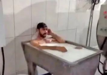 Konya'daki çıplak süt banyosu skandalında yeni gelişme! İlginç savunma: İftiraya uğradım