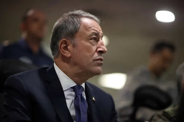 Son dakika: Milli Savunma Bakanı Hulusi Akar’dan Pençe-Kilit operasyonu açıklaması! Zap bölgesi teröristlerden temizleniyor