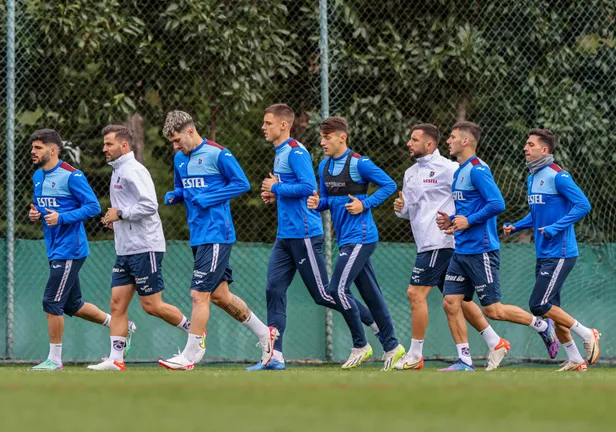 Trabzonspor-Galatasaray maçı bugün saat kaçta, hangi kanalda? TS-GS mücadelesi şifresiz izlenir mi? Muhtemel 11’ler