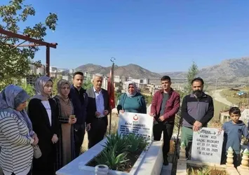 Sason şehitleri Bozkurt ve Araz mezarları başında anıldı