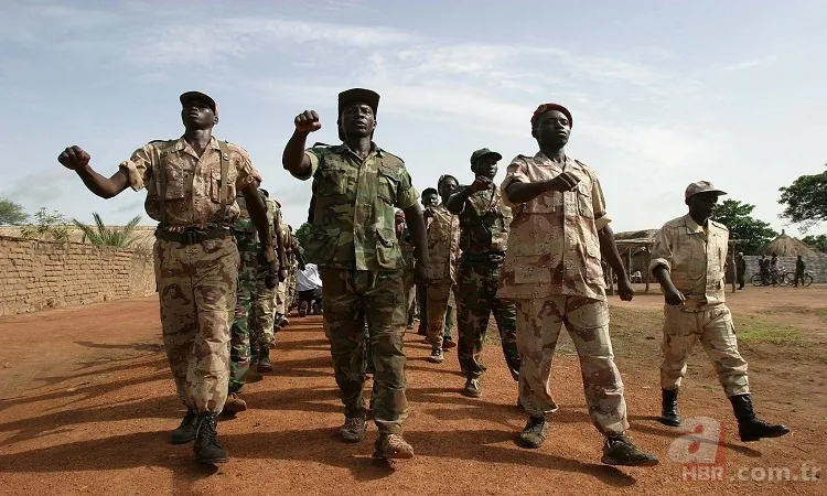 Dünya Türk ordusunun bu özelliğini konuşuyor! Tamamı yerli ve milli silahlardan bazıları 24