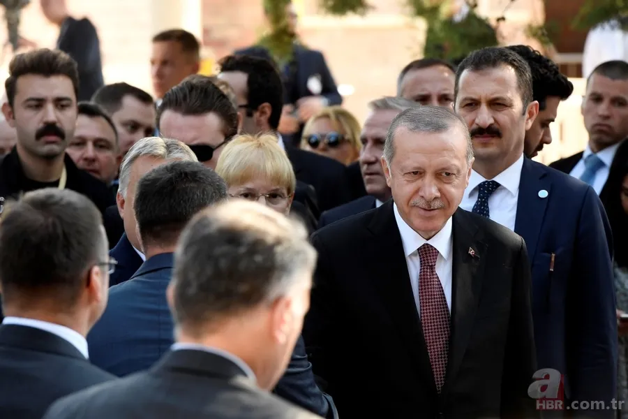 Cumhurbaşkanı Erdoğan, Macaristan’da Gül Baba Türbesini açtı 2