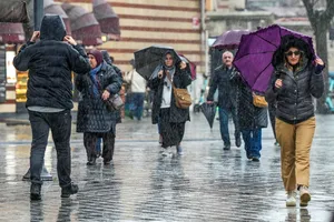 Meteorolojiden sağanak, fırtına ve kar uyarısı