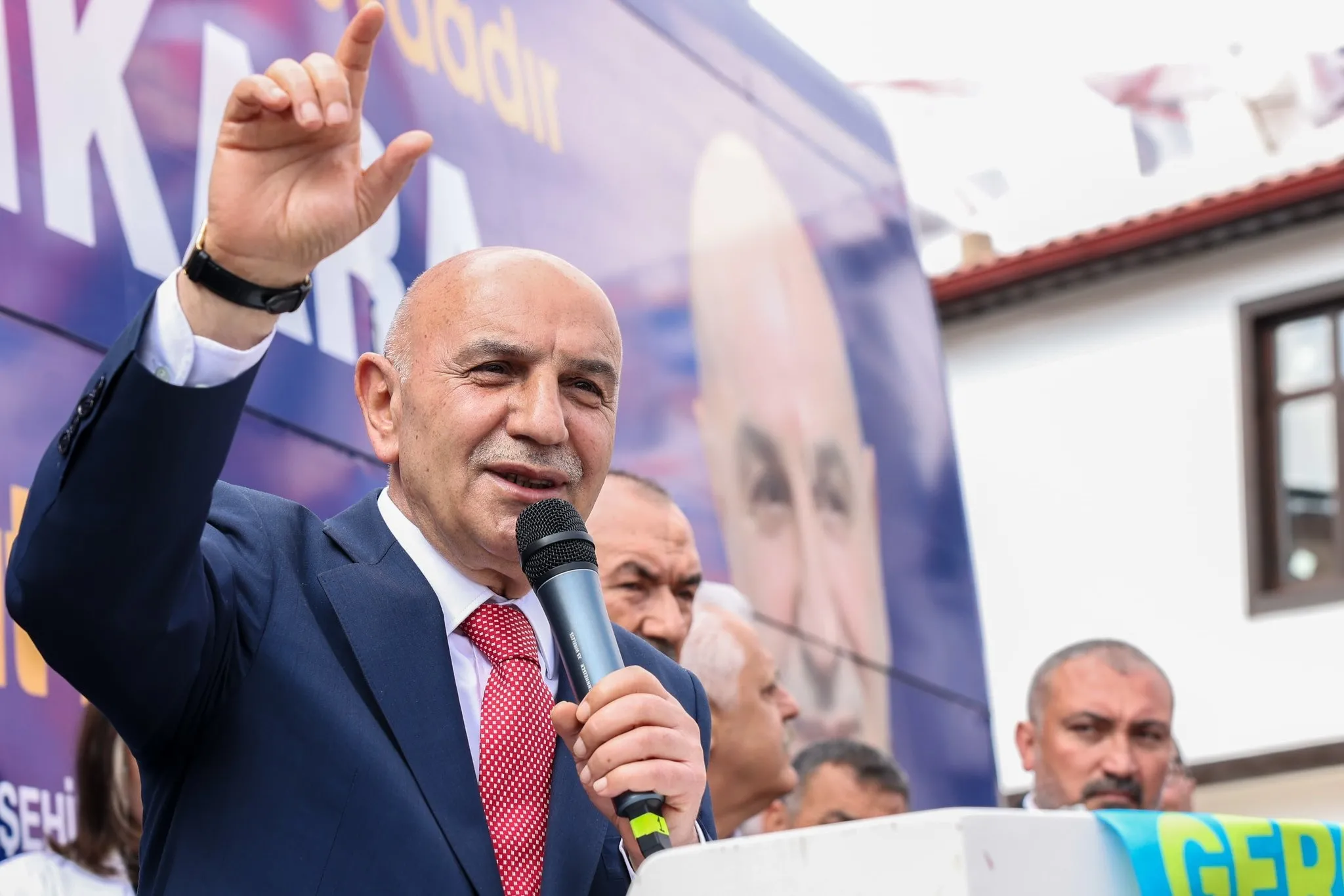 Turgut Altınok'tan gençlere ve kadınlara yeni müjde! Mansur Yavaş'a milliyetçilik ayarı: Bunca insanımızın katiline 'Apo Bey' diyor...
