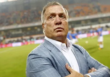 Dick Advocaat taktik değiştirdi!