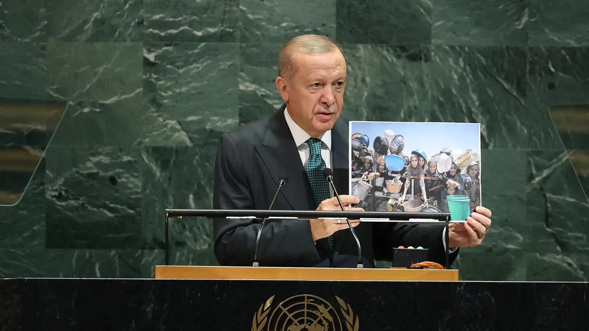 Başkan Erdoğan'ın BM'de dünyaya gösterdiği Gazze fotoğraflarına engel olmak istediler! Arka planını A Haber'de anlattı