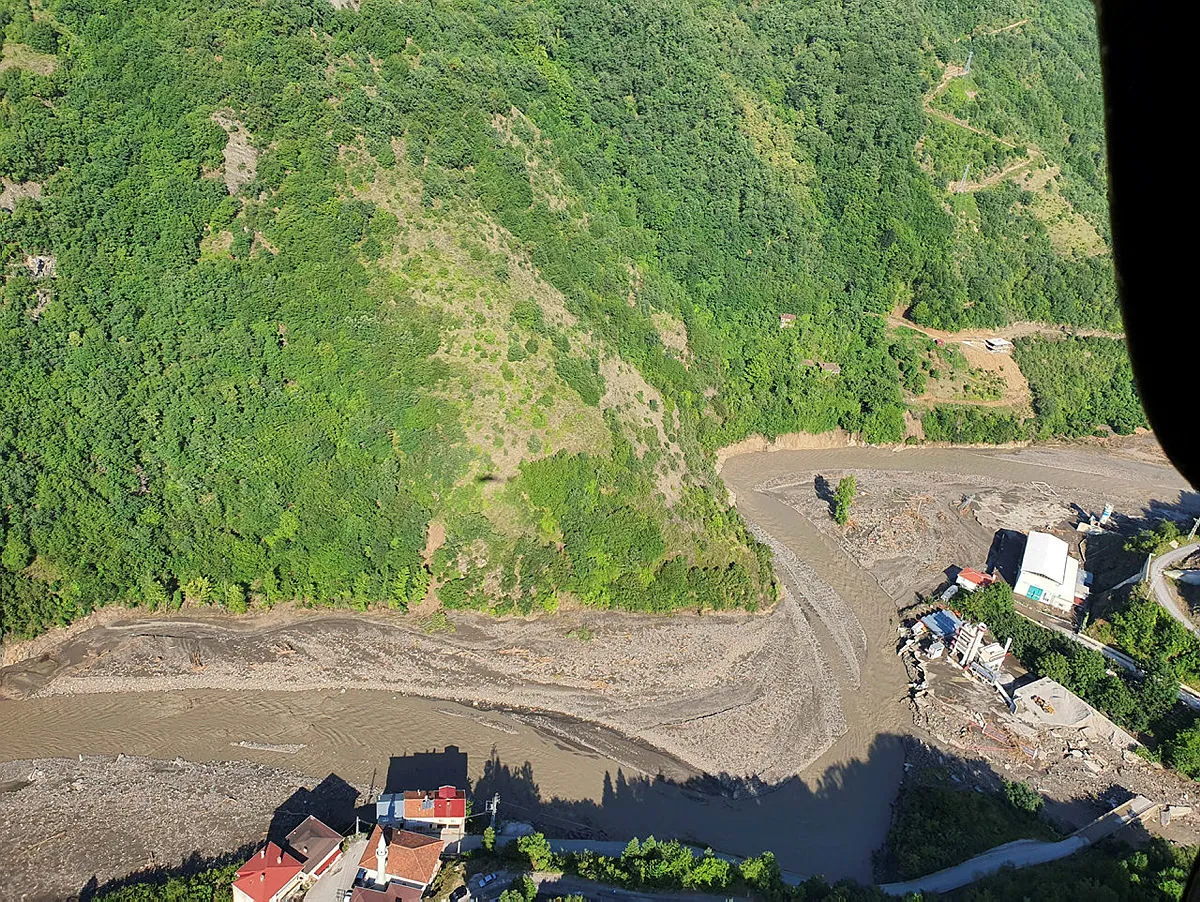 Kastamonu'nun Bozkurt ilçesinde HES kapakları patladı iddialarına yanıt: Havadan yapılan inceleme iddiaları çürüttü