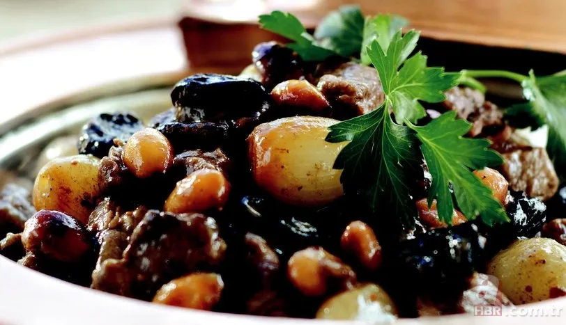 Kuru erikli et yemeği nasıl yapılır? Kuru erikli et tarifi 10