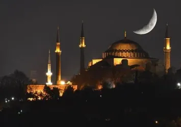 İstanbul iftar saatine sakin girdi
