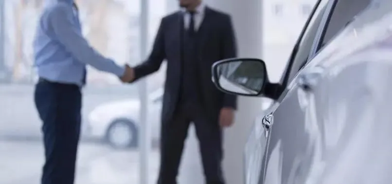 İkinci elde fiyatlar ne durumda? Sıfır araçlar piyasada bulunabiliyor mu? Araba alacaklar dikkat! A Haber canlı yayınında flaş sözler