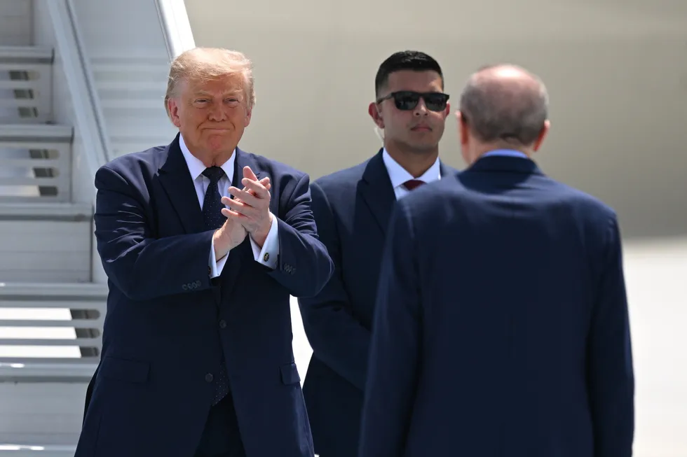 baskan-erdogan-ve-trump-arasinda-samimi-pozlar-fox-newsten-dikkat-ceken-yorum-1783427849951.jpg Başkan Erdoğan ve Trump arasında samimi pozlar! Fox News'ten dikkat çeken yorum - 6