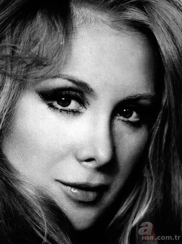 Yeşilçam'ın efsanesi Filiz Akın sevinicini paylaştı! Takipçilerine böyle duyurdu 4