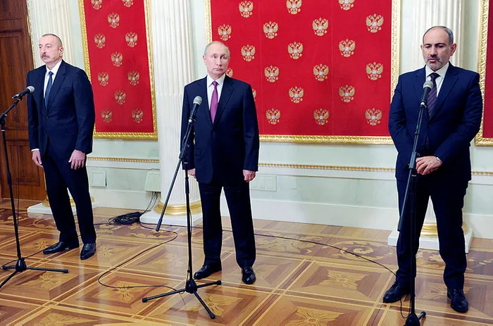 putin-aliyev-ve-pasinyan-ile-gorustu-1648742849468.jpg Putin, Aliyev ve Paşinyan ile görüştü - 1