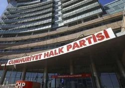 CHP'de tehdit tasfiye ve arınma krizi! Çarpıcı yorum: Özel'in siyaset yapma şansı kalmadı | Burcu Köksal'a tepki çeken tehditler