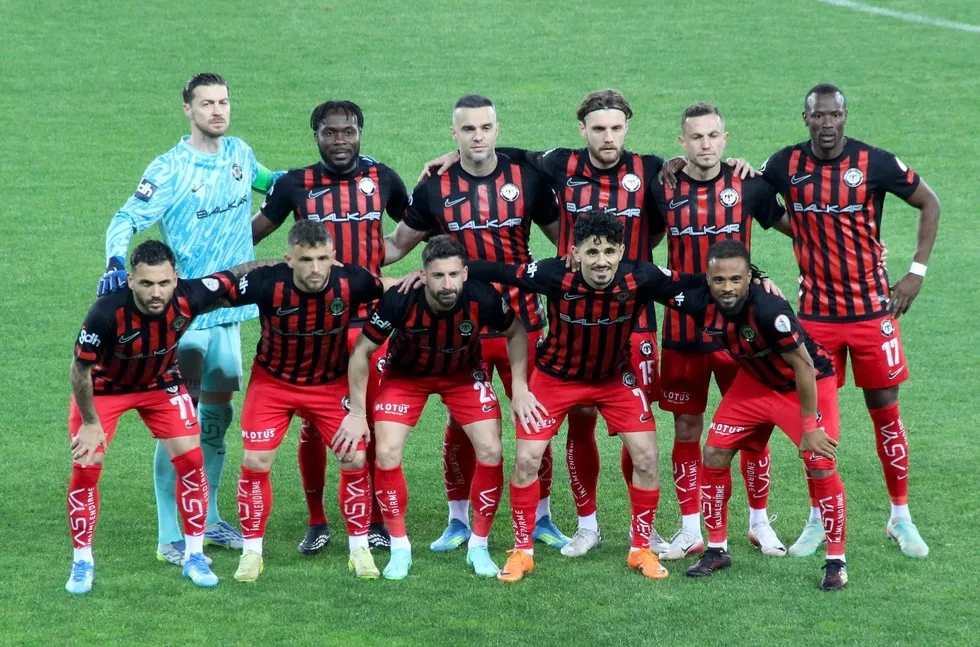 1779619520939.jpeg Süper Lig için son bilet! Esenler Erokspor-Çorum FK muhtemel 11'ler - 2