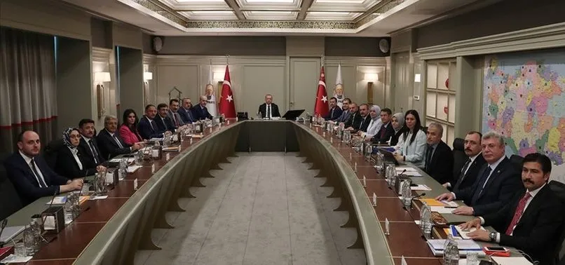AK Parti'de önemli toplantı