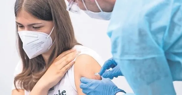 asilama-tam-gaz-devam-ediyor-yuksek-riskli-sadece-5-il-kalacak-1630389245537.jpg Aşılama tam gaz devam ediyor! Yüksek riskli sadece 5 il kalacak - 2