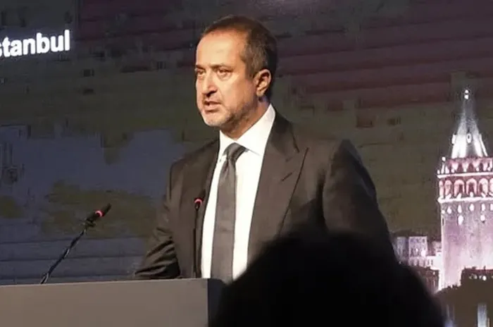 Adı Ela Rümeysa Cebeci skandalında geçen Serdar Bilgili’ye naylon fatura suçlaması