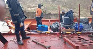 Türk gemisi Kerç Boğazı’nda karaya oturdu!