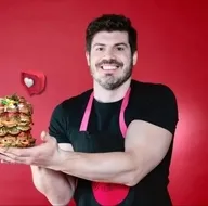 Bebekteki ünlü wafflecıya tecavüz suçlaması