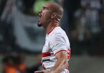 Maicon, Sao Paulo'ya veda etti