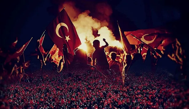 Son dakika: 15 Temmuz’da sokağa çıkma yasağı var mı? 15 Temmuz resmi tatil mi? Resmi açıklama geldi mi?