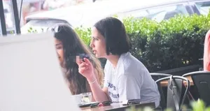 Zehra Çilingiroğlu kendi kendini yaktı