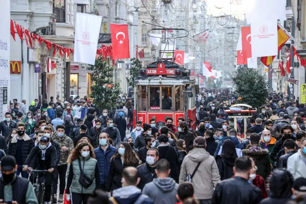 son-dakika-istiklal-caddesi-icin-yeni-onlemler-istanbul-valisi-yerlikaya-duyurdu-1669355848917.jpg Son dakika: İstiklal Caddesi için yeni önlemler! İstanbul Valisi Yerlikaya duyurdu - 3