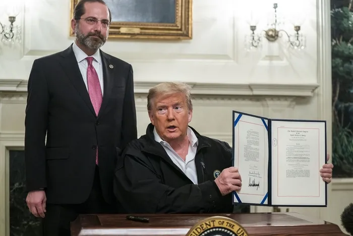 ABD'den dev bütçe! Ve Trump imzaladı - 1