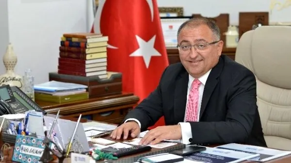 bozuk-yollari-yenilemenin-neresi-sov-yalova-eski-belediye-baskani-vefa-salmandan-tuhaf-elestiri-1607787028026.jpg Bozuk yolları yenilemenin neresi şov? Yalova Eski Belediye Başkanı Vefa Salman'dan tuhaf eleştiri - 3