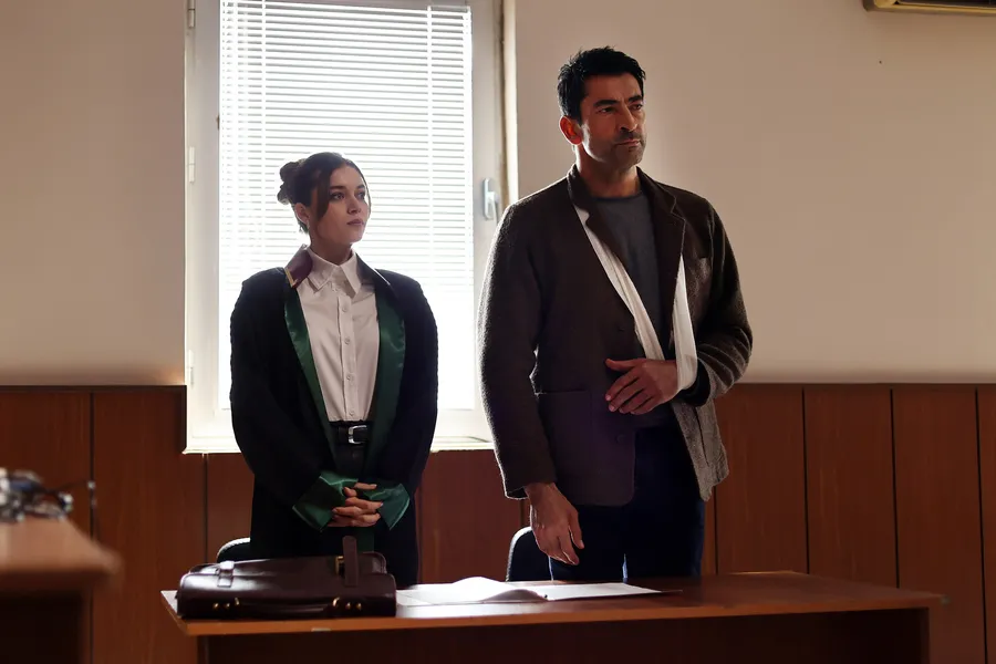 abide-buyuk-heyecan-dogan-teslim-olmuyor-1774877712298.jpg A.B.İ.'de büyük heyecan: Doğan teslim olmuyor! - 1