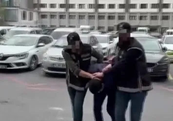 Yabancı uyruklu FETÖ'cü havalimanında yakalandı! Cebinden F serisi 1 dolar çıktı