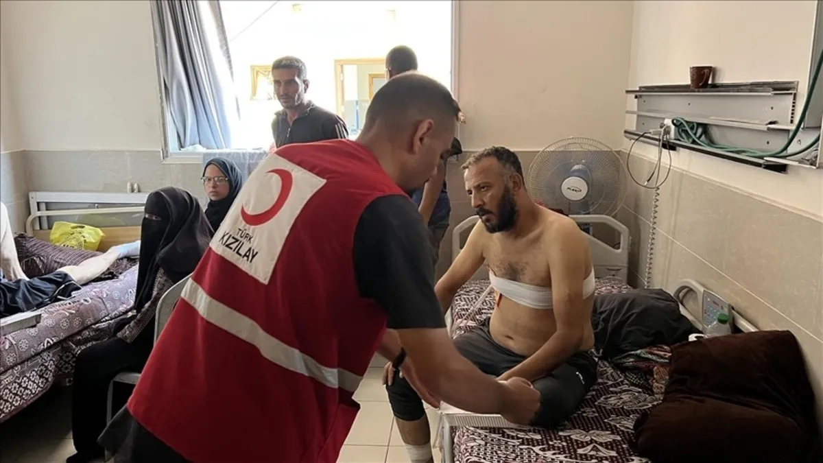 Türk Kızılay'dan Gazze'deki El Kudüs Hastanesi'ne sıcak yemek