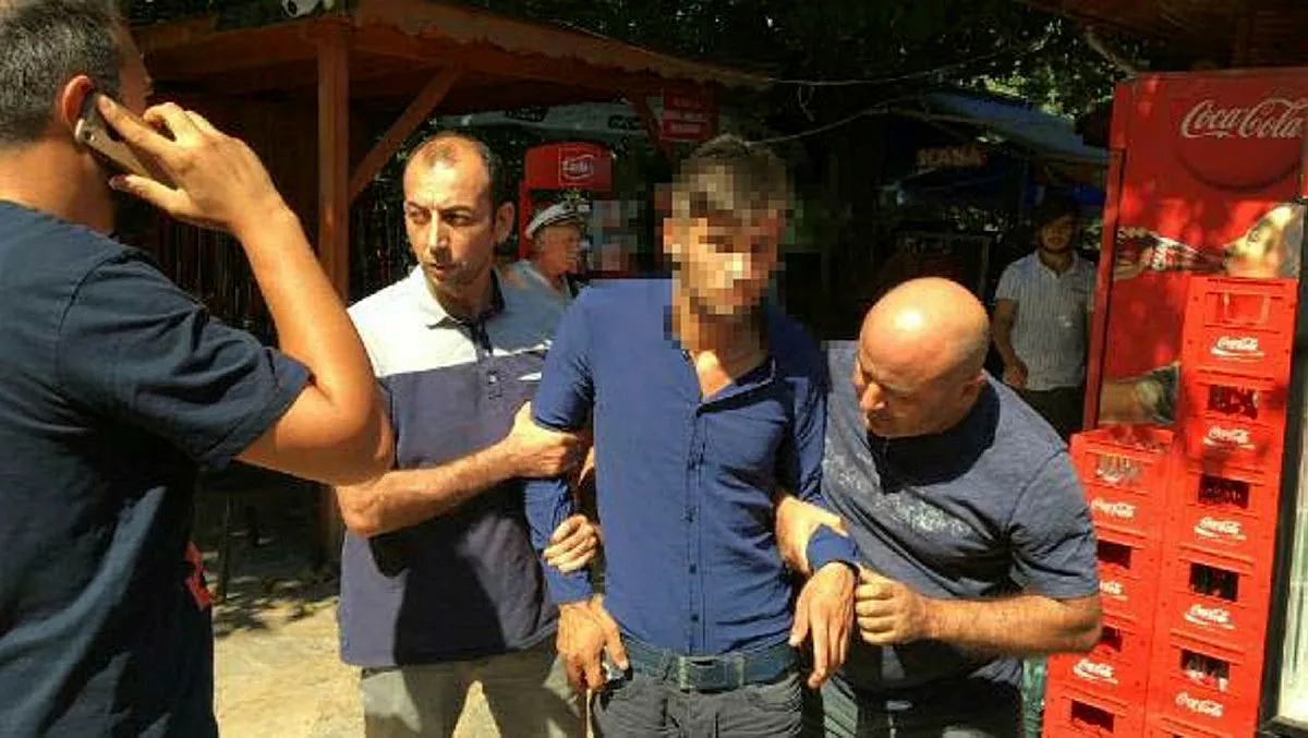 Banyo sapığı böyle yakalandı