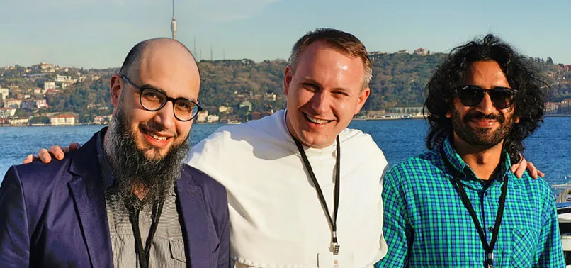 "Bir Hristiyan olarak İstanbul'da Londra'dan daha rahatım"