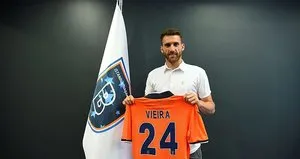 Medipol Başakşehir’in yeni transferi imzayı attı