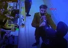 Şaşkınlıkla öylece izlediler! Yumruklar konuştu