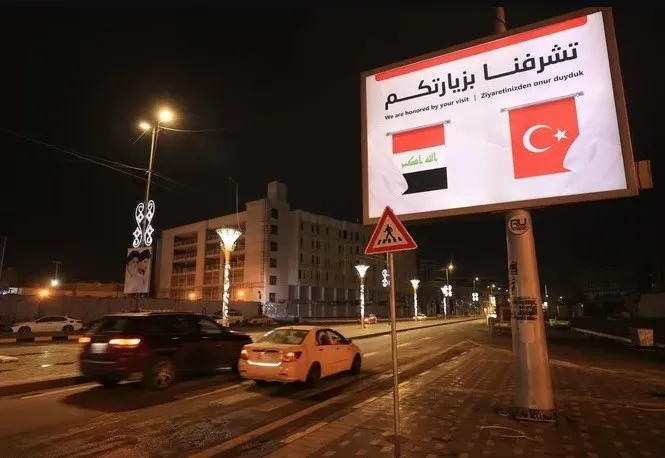 Başkan Erdoğan’dan Irak’a 13 yıl sonra tarihi ziyaret! Kritik anlaşmada imzalar atıldı...