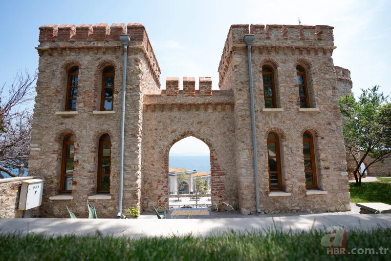 Adı "Yassı" namı "Yaslı" adaydı... Demokrasi ve Özgürlükler Adası olarak hafızalara ışık tutuyor 20