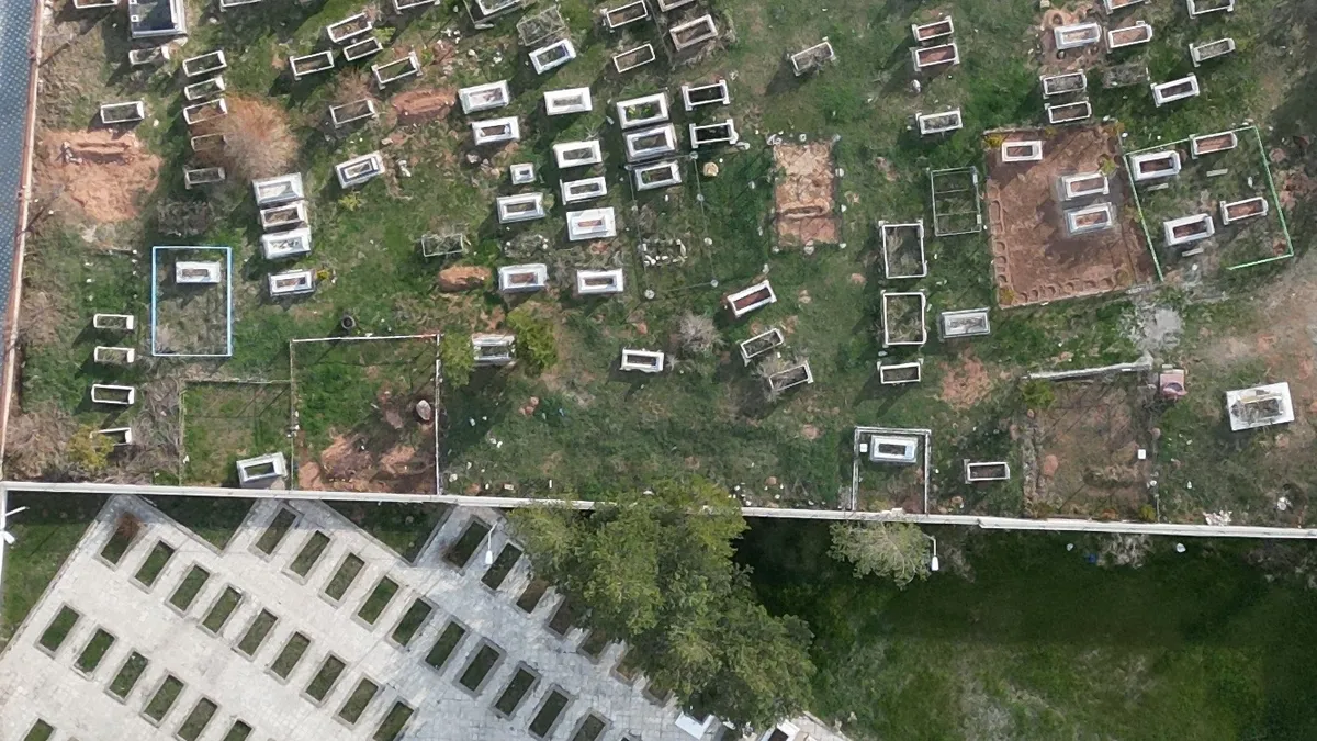 Mezarların kıble yönü farklı çıktı! Sebebi ise şaşkınlık yarattı