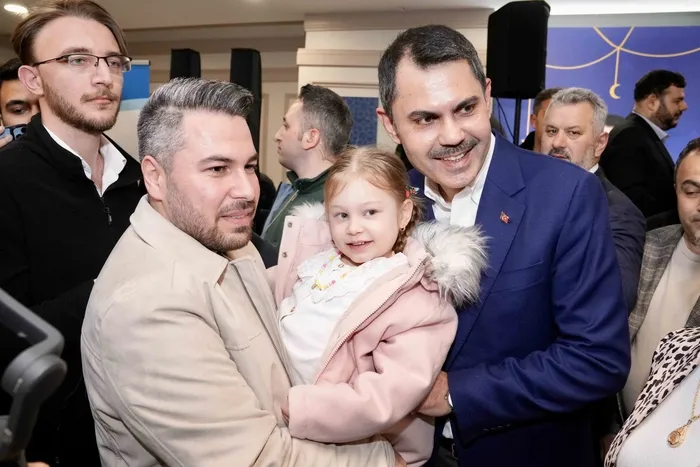 cumhur-ittifakinin-ibb-adayi-murat-kurumdan-kentsel-donusum-mujdesi-ne-gerek-var-diyenlere-ragmen-donustureceg-1711237160976.jpg Cumhur İttifakı'nın İBB adayı Murat Kurum'dan İmamoğlu'na salvolar: 'Ne gerek var’ diyenlere rağmen dönüştüreceğiz - 6