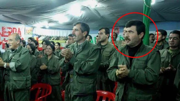 ABD'ye Suriye’de şok! Terör örgütü YPG-PKK yandaşları ABD ordusu araçlarını taşladı - 8