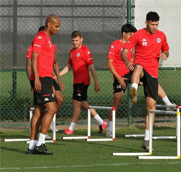 TFF'den Antalyaspor-Beşiktaş Ziraat Türkiye Kupası final maçı için "seyirci" kararı - 2