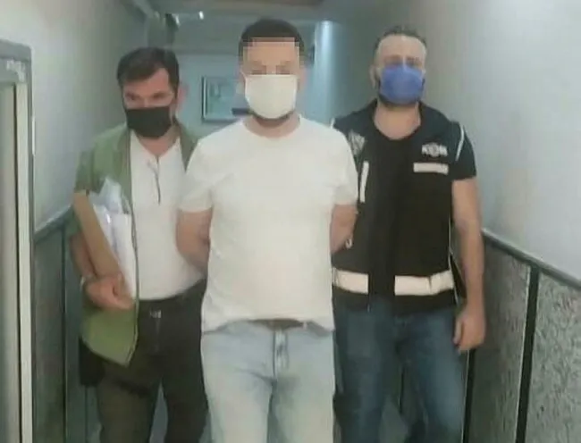 izmirde-suc-cetesine-operasyon-15-gozalti-1624624564789.jpg İzmir'de suç çetesine operasyon: 15 gözaltı - 2