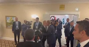 Gardaşların samimi sohbeti böyle görüntülendi