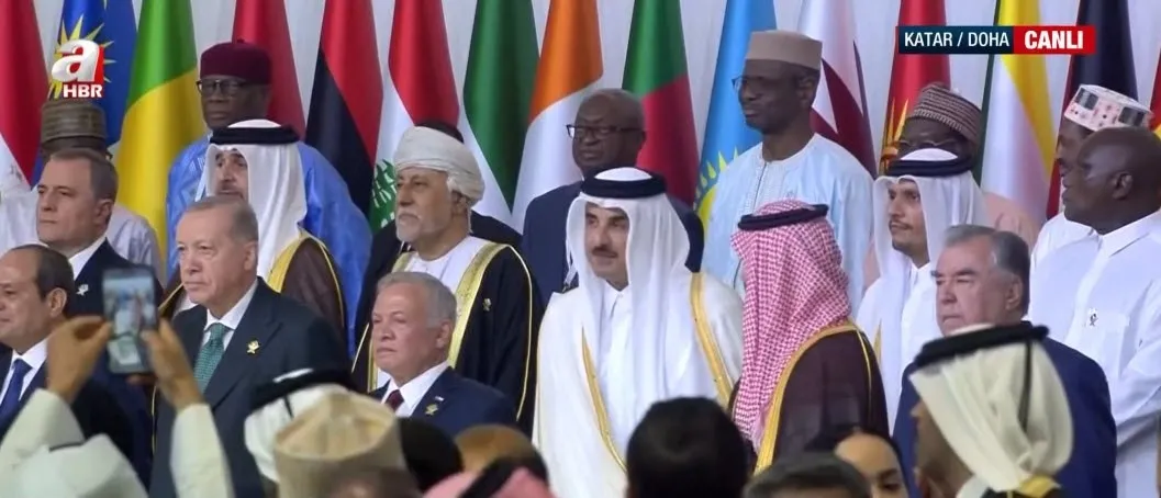 AİLE FOTOĞRAFI ÇEKİLDİ