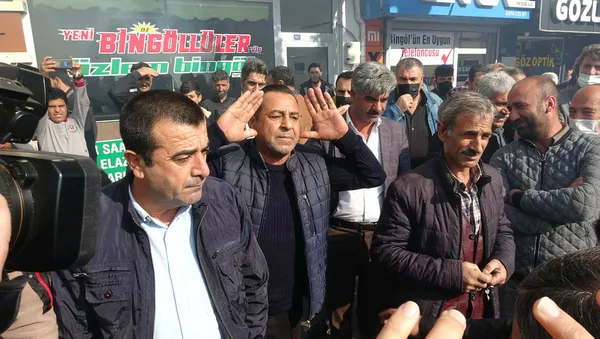 AK Parti’den İYİ Partili Lütfü Türkkan’ın küfür ettiği şehit ağabeyine ziyaret | Şehit ağabeyi yaşadıklarını anlattı