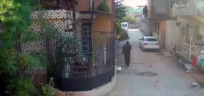 Adana’da kan donduran olay! Kanser hastası yaşlı kadını önce bayıltana kadar dövdü ardından altınlarını çaldı