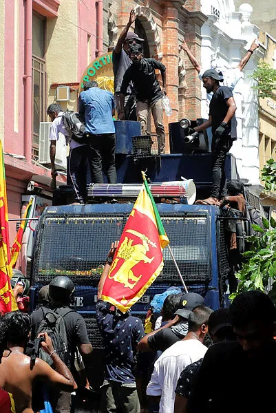 Türk Dışişlerinden Sri Lanka açıklaması: Endişe duyuyoruz | Sri Lanka Devlet Başkanı Gotabaya Rajapaksa istifa etti